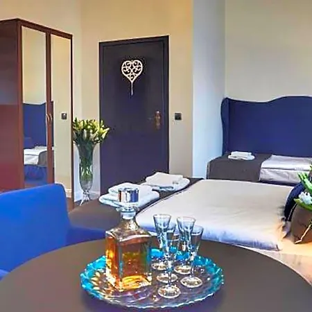 Shalom Kazimierz Aparthotel 4*
